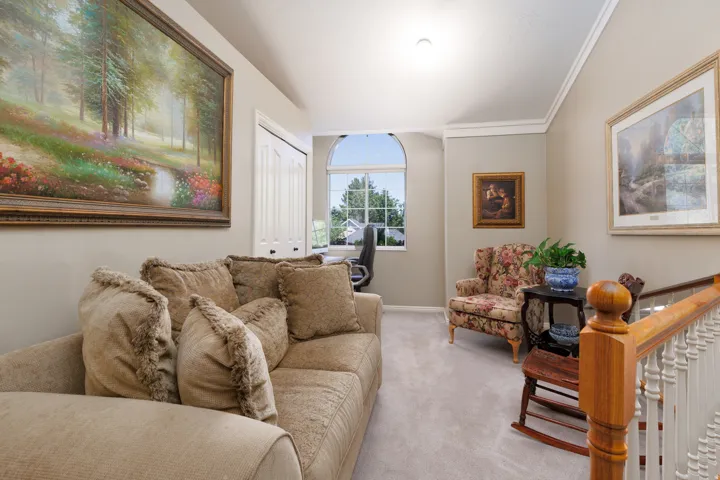 2050 E Johnstone Dr, Sandy, Utah 84093