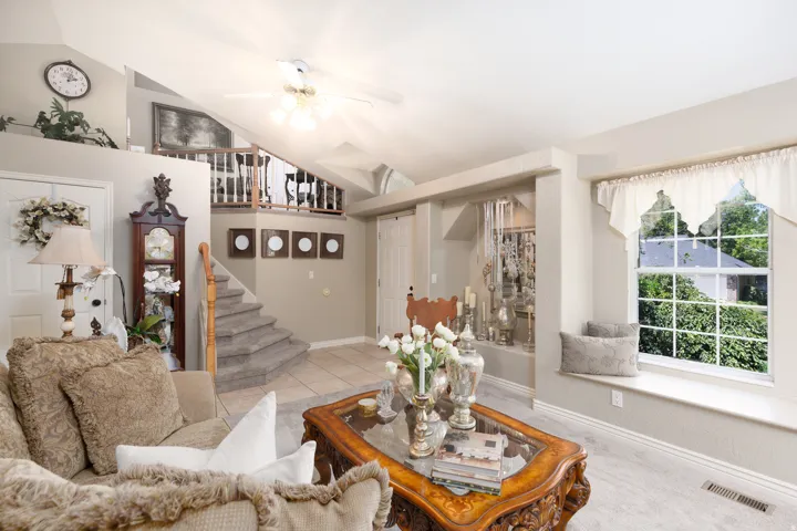 2050 E Johnstone Dr, Sandy, Utah 84093
