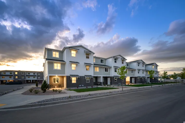 540 W Empress St #47, Santaquin, Utah 84655