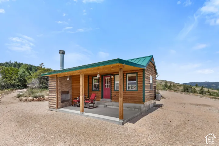 Guest Cabin
