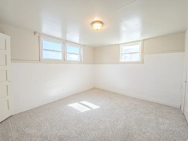 531 Edgehill Dr Dr, East Carbon, Utah 84520