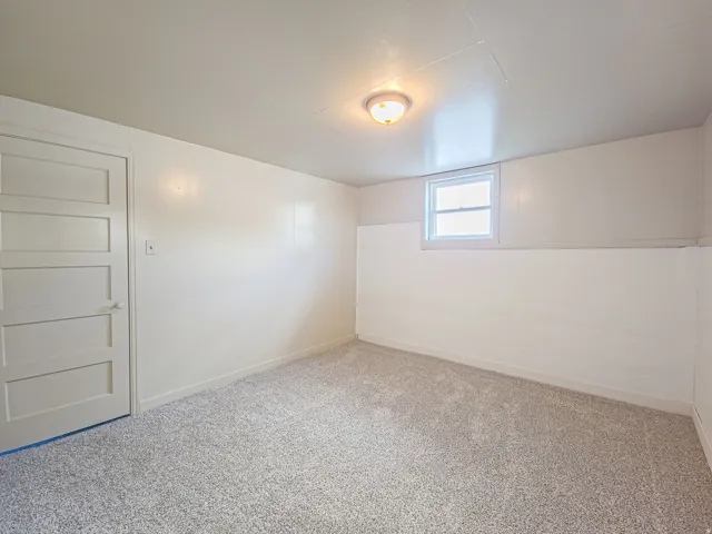 531 Edgehill Dr Dr, East Carbon, Utah 84520