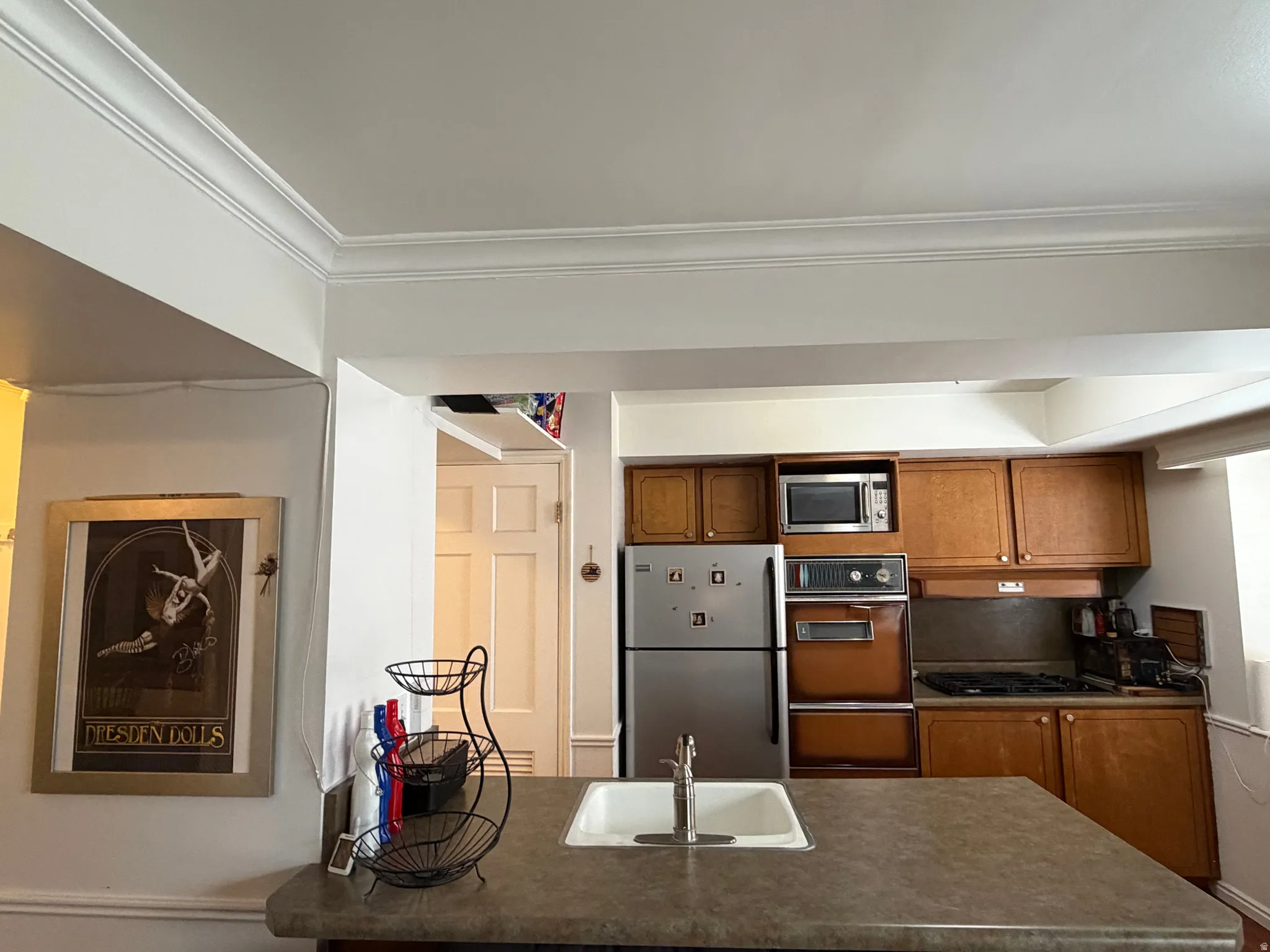 Open Retro-Style Kitchen.  Refrigerator Stays!