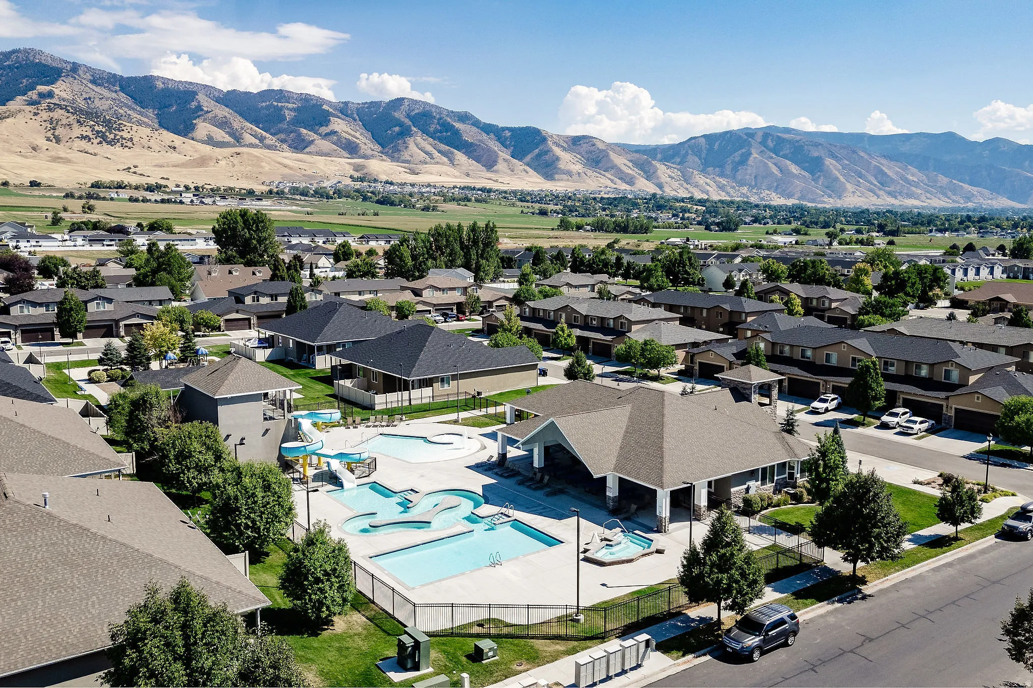 Community amenities featuring a large swimming pool