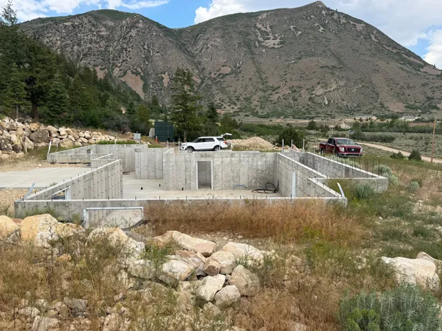 Concrete foundation with full height perimeter walls