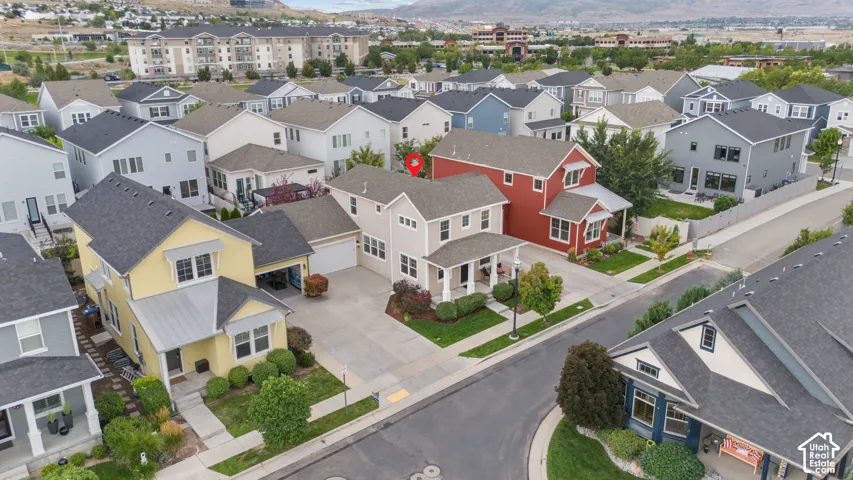 Expansive neighborhood setting featuring a mix of multi-story and single-story residences