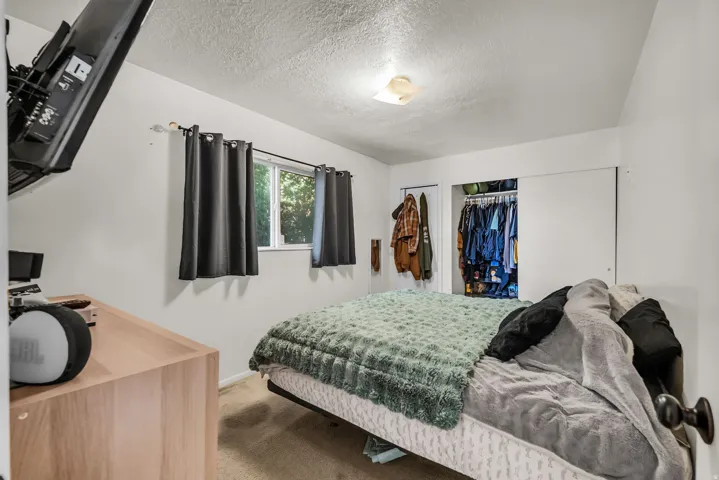 229 W Barbara St, Layton, Utah 84041