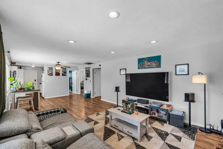 229 W Barbara St, Layton, Utah 84041