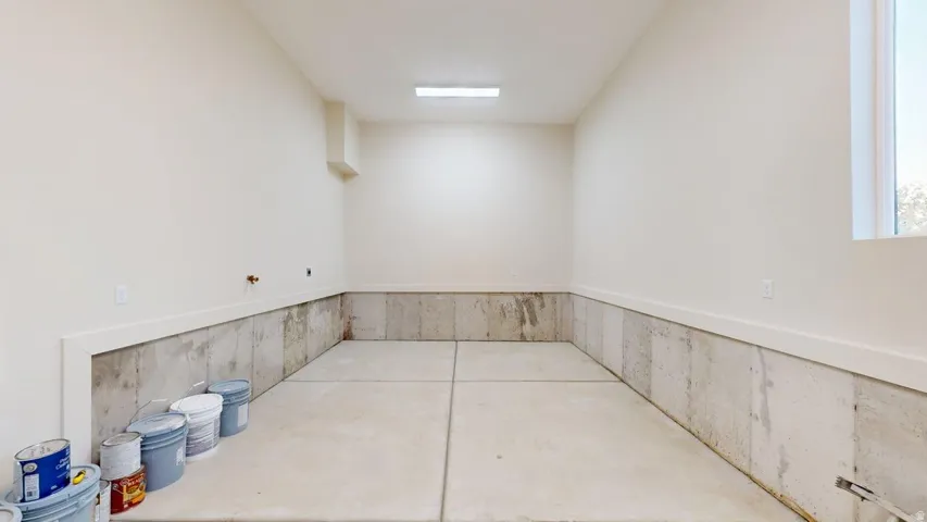 10718 S 580 E, Sandy, Utah 84070