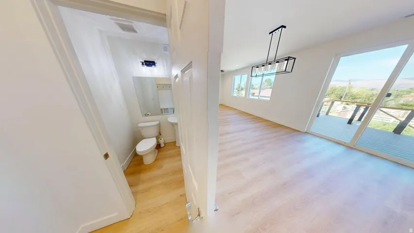 10718 S 580 E, Sandy, Utah 84070
