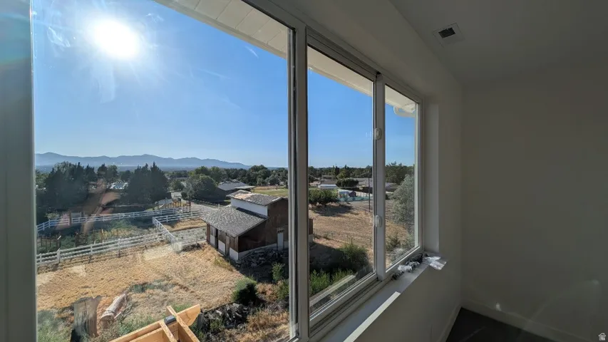 10718 S 580 E, Sandy, Utah 84070