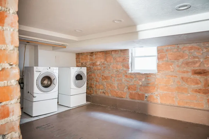 38 S 1000 E, Salt Lake City, Utah 84102