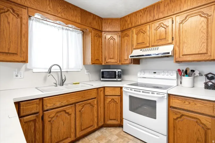 2028 W 5125 S, Roy, Utah 84067