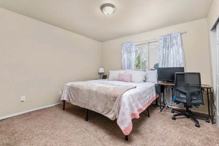 5762 W Chambre Dr, Salt Lake City, Utah 84118