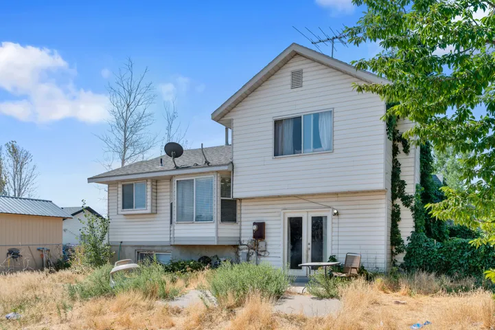 5762 W Chambre Dr, Salt Lake City, Utah 84118