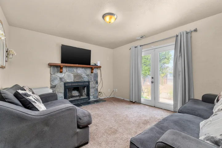 5762 W Chambre Dr, Salt Lake City, Utah 84118
