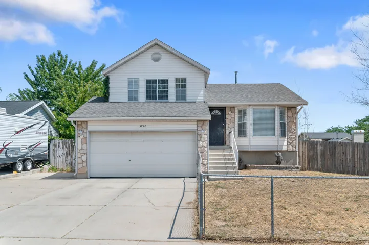 5762 W Chambre Dr, Salt Lake City, Utah 84118