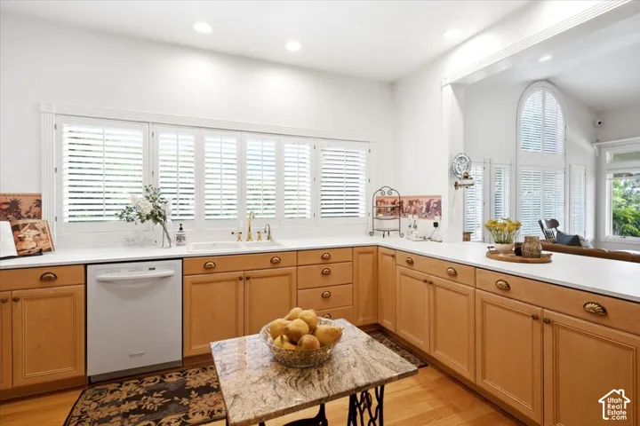 2821 N 200 W, North Ogden, Utah 84414