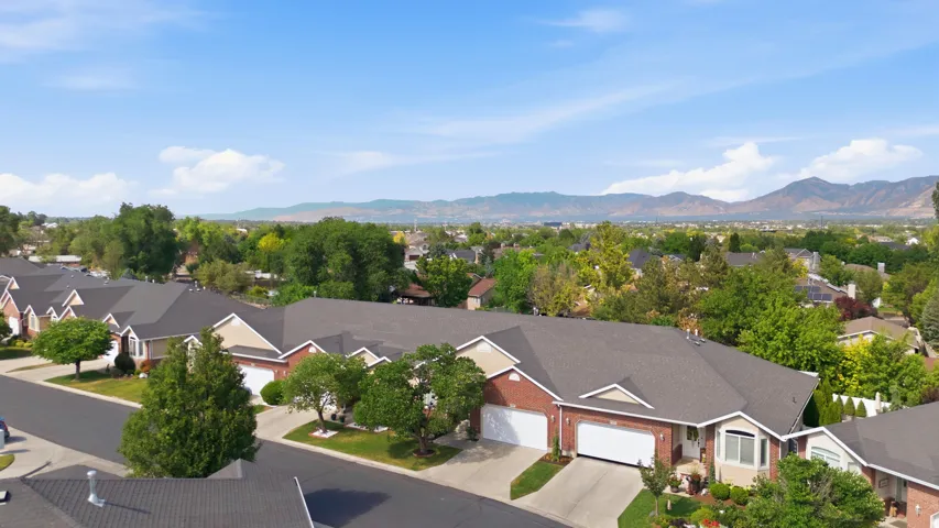 9487 S Peaceful View Way, South Jordan, Utah 84095