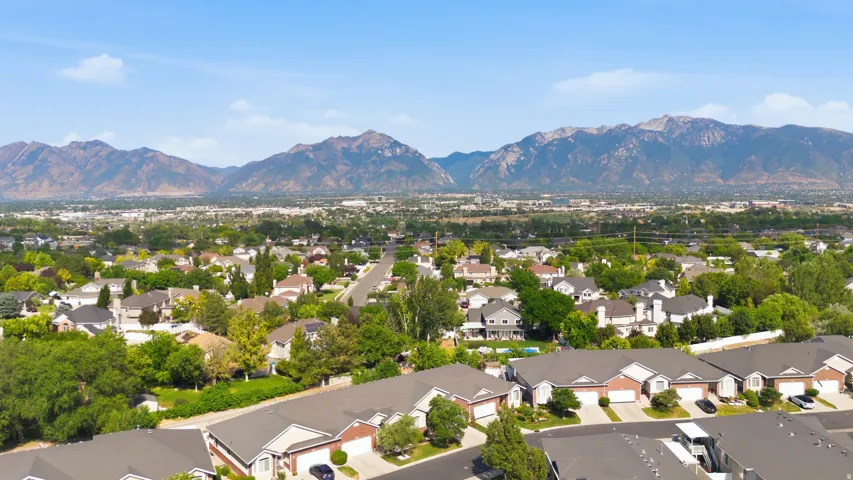 9487 S Peaceful View Way, South Jordan, Utah 84095