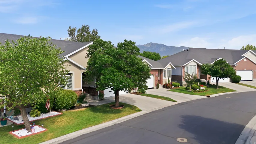 9487 S Peaceful View Way, South Jordan, Utah 84095