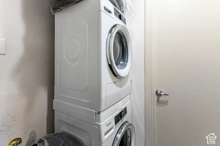 Stackable white washer and dryer units