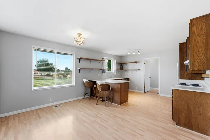 6114 S Red Oaks Dr, Murray, Utah 84123