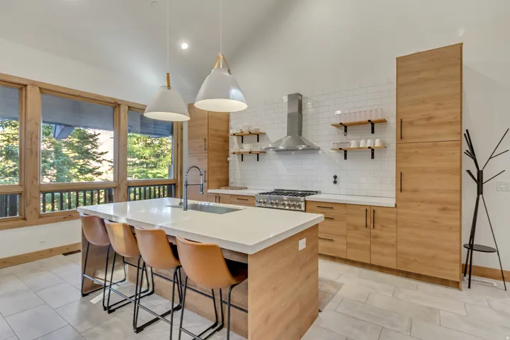 3009 E Black Forest Rd, Sundance, Utah 84604