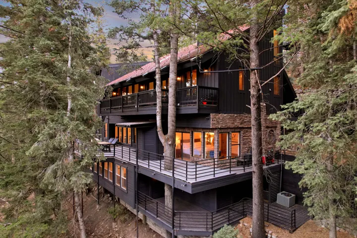 3009 E Black Forest Rd, Sundance, Utah 84604