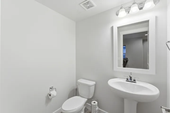1196 W Clark Ln, Farmington, Utah 84025