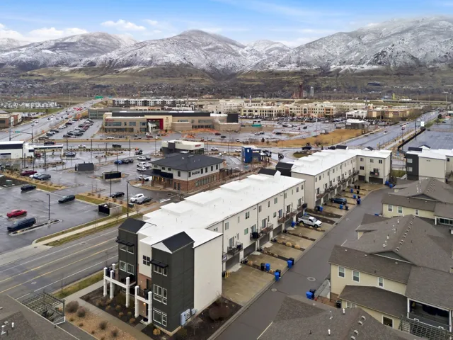 1196 W Clark Ln, Farmington, Utah 84025