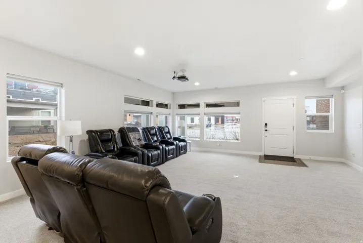 1196 W Clark Ln, Farmington, Utah 84025