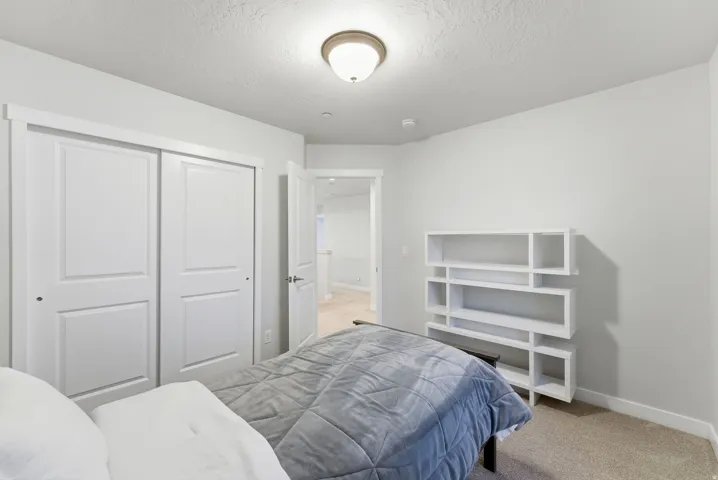 1196 W Clark Ln, Farmington, Utah 84025