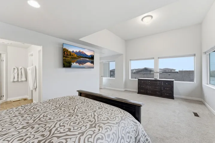 1196 W Clark Ln, Farmington, Utah 84025