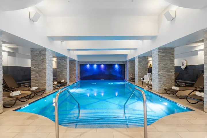 Indoor swimming pool with mosaic tile finish