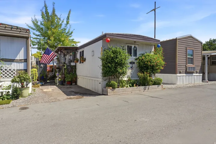 151 E Hamilton Ln, South Salt Lake, Utah 84115