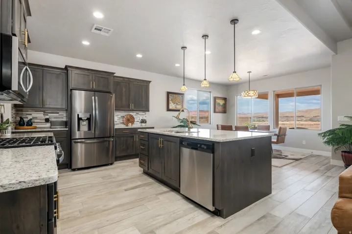 715 S 1480 W, Hurricane, Utah 84737