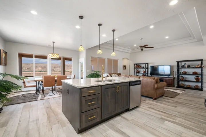 715 S 1480 W, Hurricane, Utah 84737