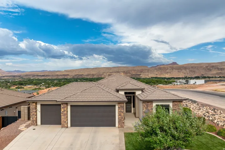715 S 1480 W, Hurricane, Utah 84737