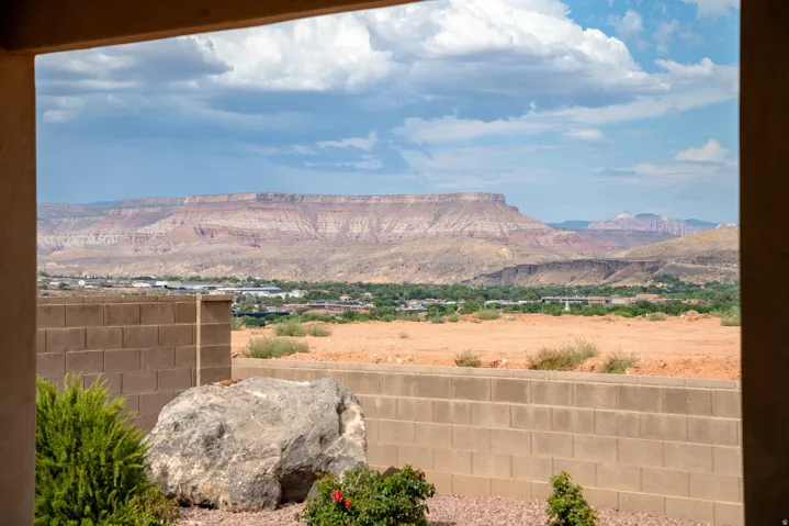 715 S 1480 W, Hurricane, Utah 84737
