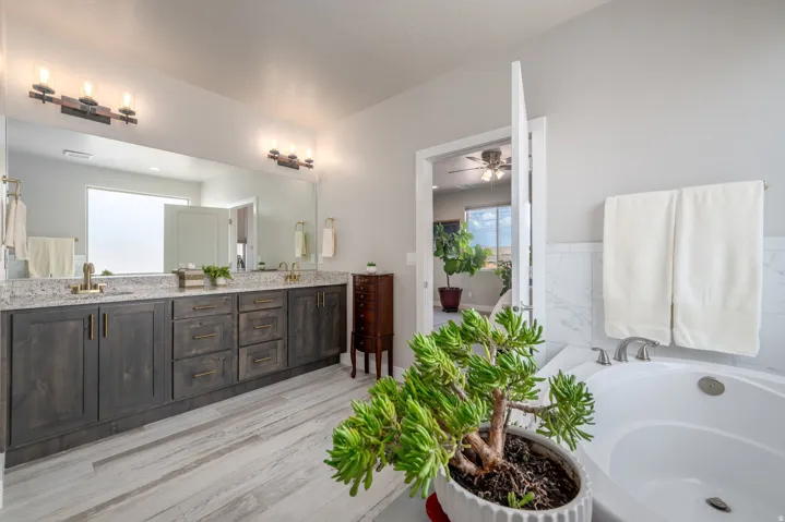 715 S 1480 W, Hurricane, Utah 84737