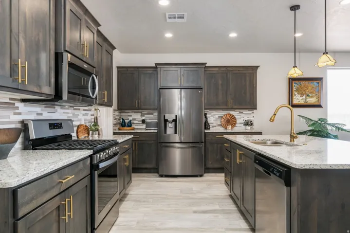 715 S 1480 W, Hurricane, Utah 84737