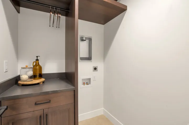 23 E 1500 S, Farmington, Utah 84025