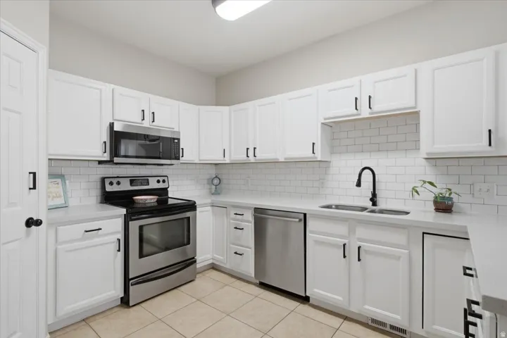 11766 S Lake Run Rd, South Jordan, Utah 84009