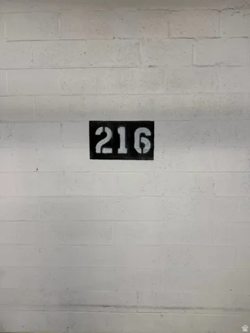 Garage parking stall Level C