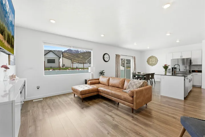 1209 S Red Cliff Dr, Santaquin, Utah 84655