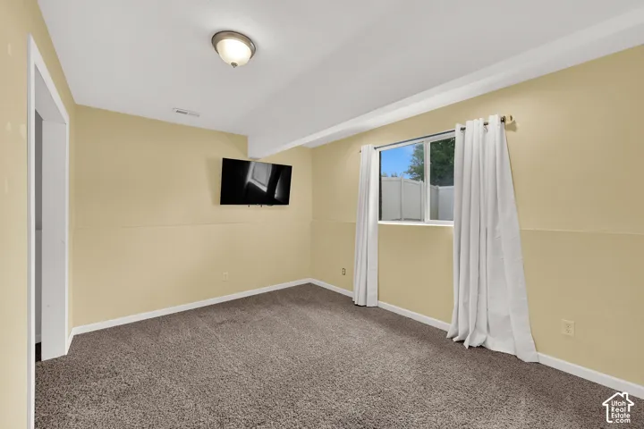 1234 S Shotley Bridge Dr, Syracuse, Utah 84075