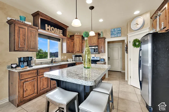 1234 S Shotley Bridge Dr, Syracuse, Utah 84075