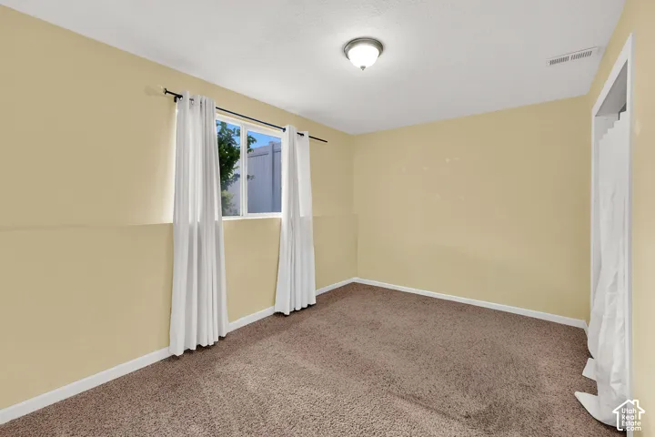 1234 S Shotley Bridge Dr, Syracuse, Utah 84075