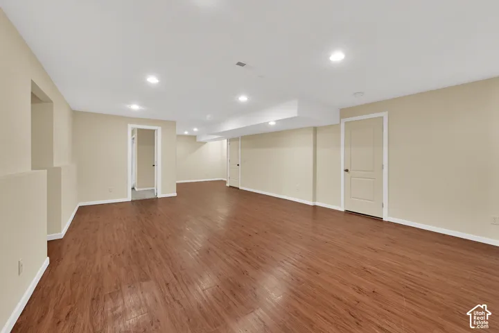 1234 S Shotley Bridge Dr, Syracuse, Utah 84075